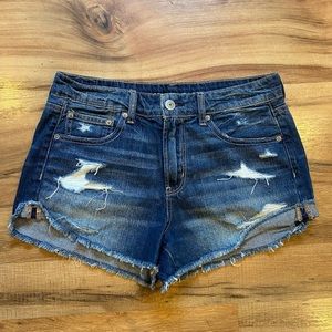 NEVER WORN! AE tomgirl shortie!